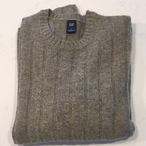 Gap crew neck sweater